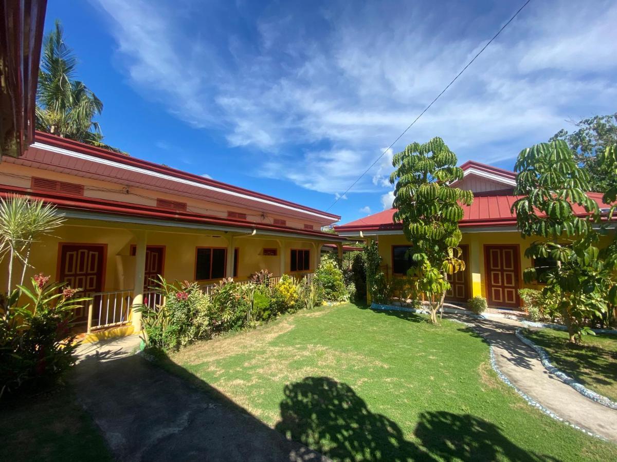 Uptown Guesthouse Siquijor Bagian luar foto